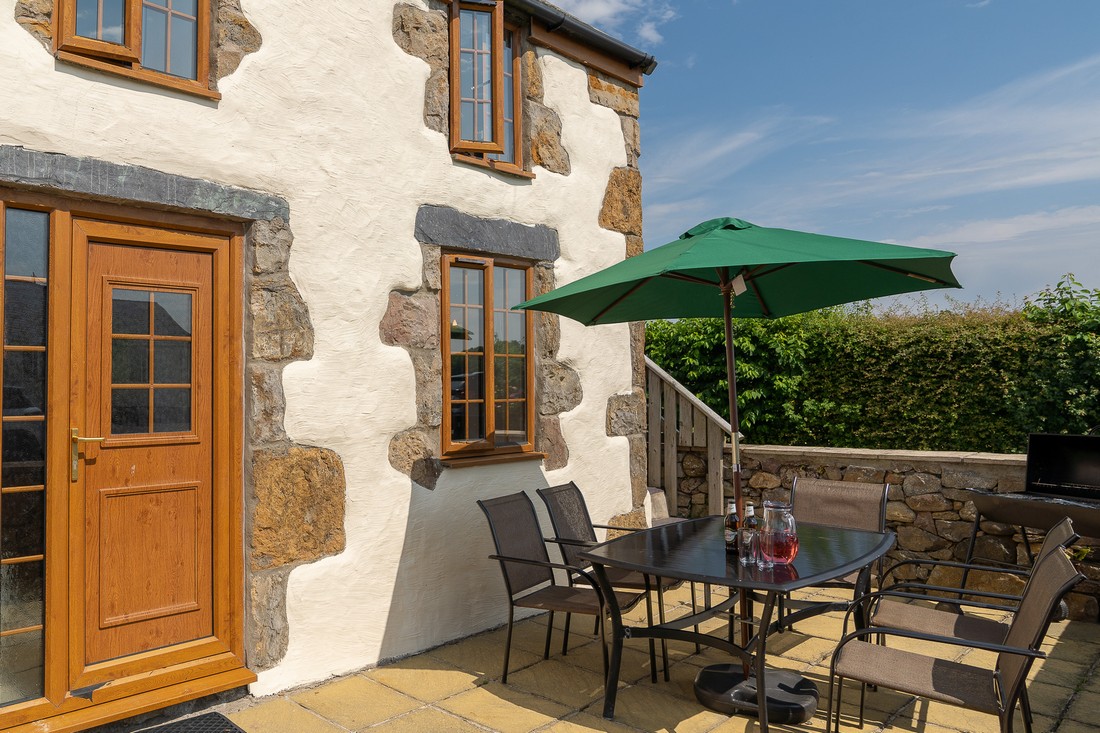 large self catering accommodation wales